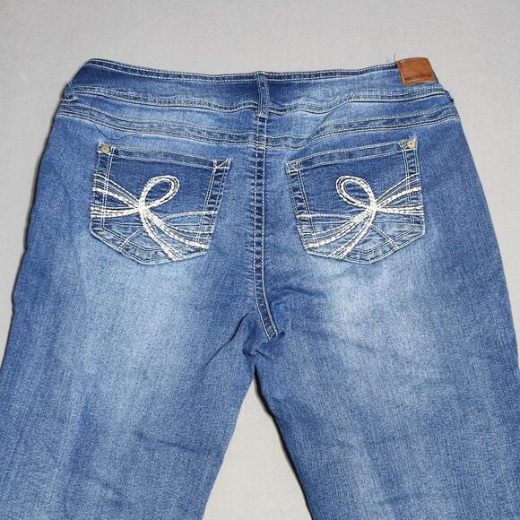 Wallflower jeans women's junior size 13 short denim blue the luscious curvy fit - Picture 4 of 12